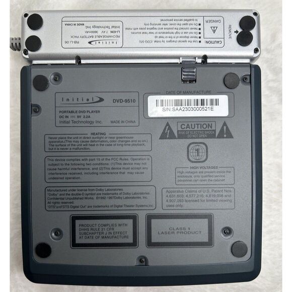 Initial Plug-In Portable DVD Player DVD-9510 With Remote, Carry Case, Cables - Picture 9 of 16